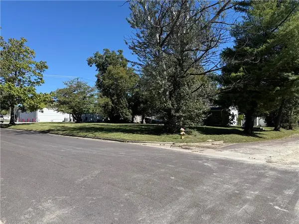 801 E 9th Street, Sedalia, MO 65301