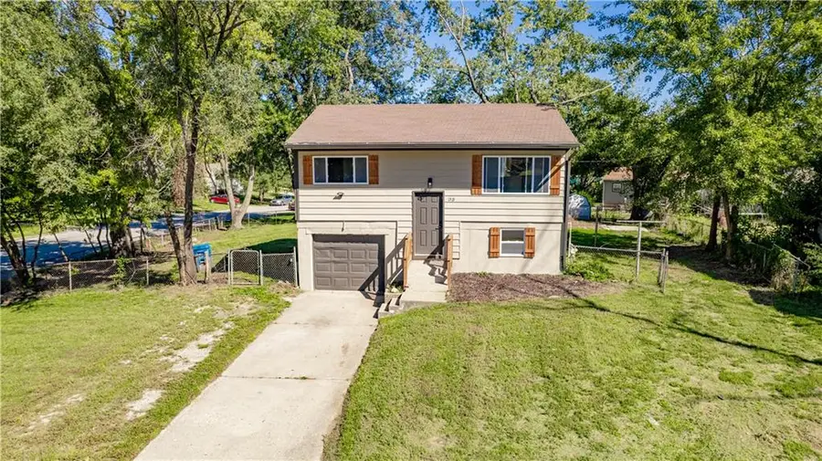 1515 N Osage Trail, Independence, MO 64058 - #3