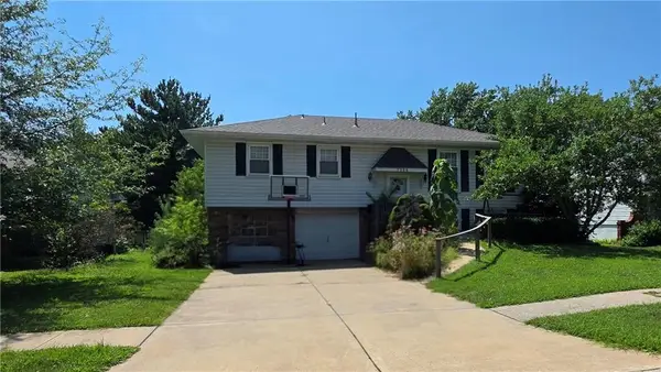 7908 NW Milrey Drive, Kansas City, MO 64152