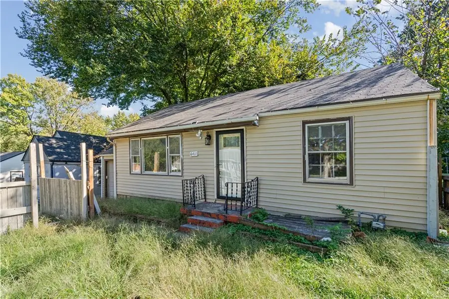 6411 Walrond Avenue, Kansas City, MO 64132 - #2