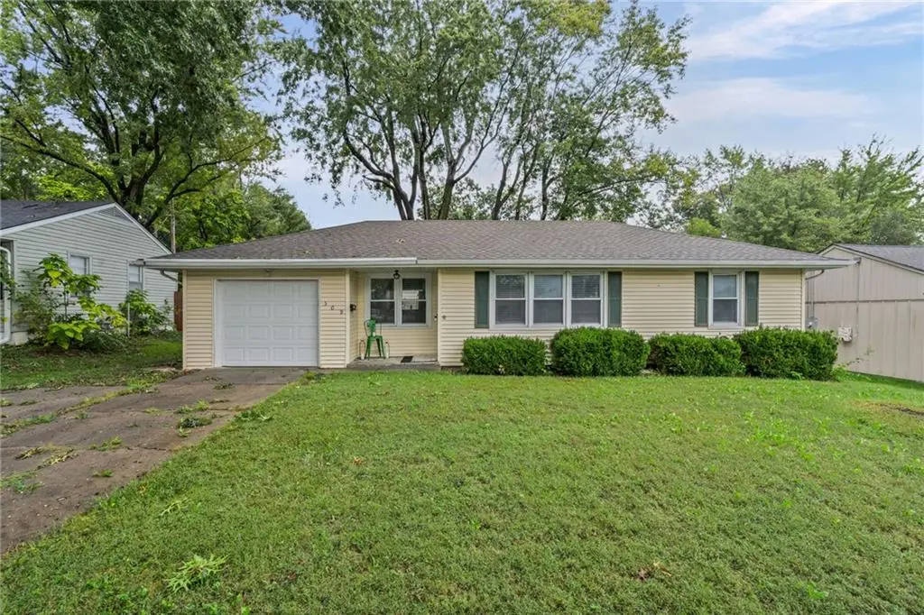 509 NW Central Street, Lees Summit, MO 64063 - #1