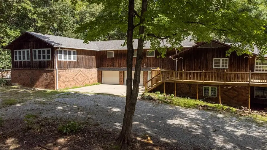 3802 Christine Drive, Saint Joseph, MO 64503 - #3
