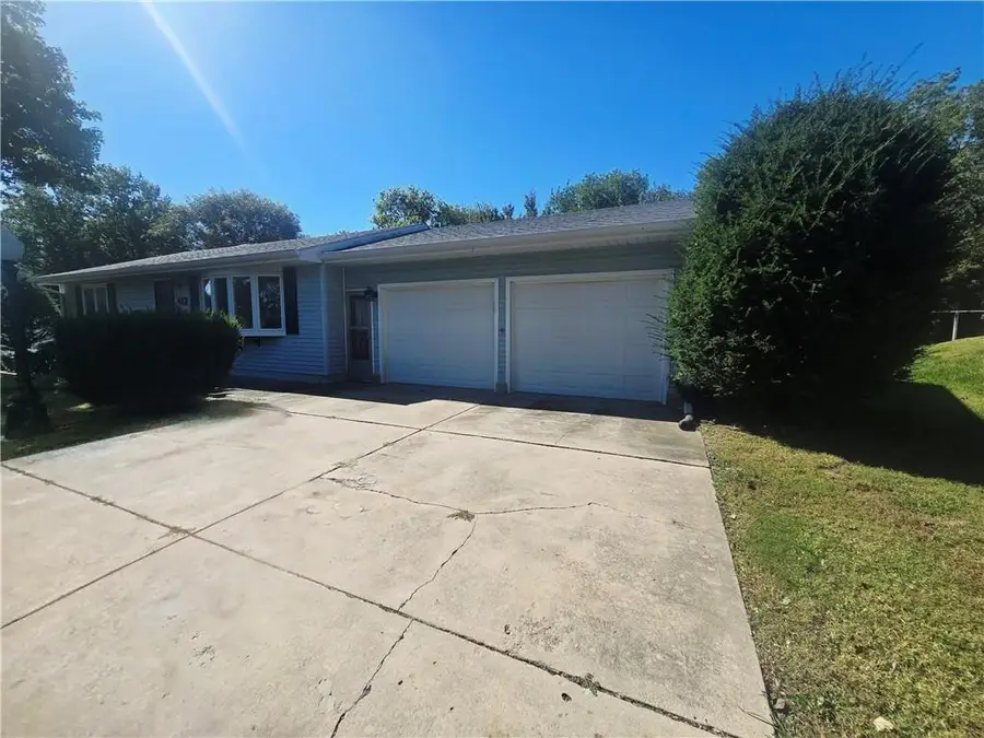 412 Rainbow Drive, Rock Port, MO 64482 - #2