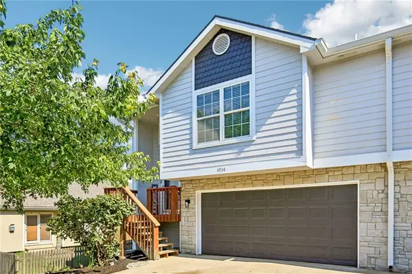 4934 Stoneback Place, Lawrence, KS 66047