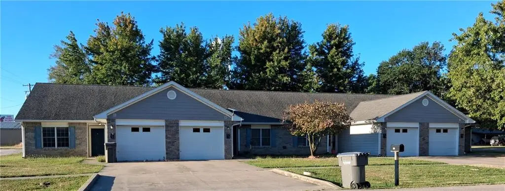 115, 117, 119, 121 W Wilson Street, Thayer, KS 66776 - #1
