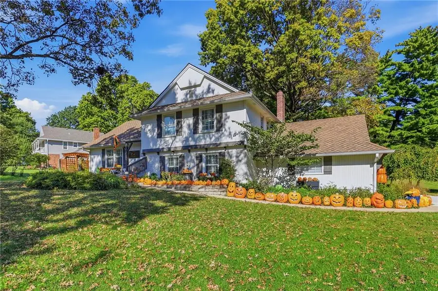 5200 W 81st Street, Prairie Village, KS 66208 - #3