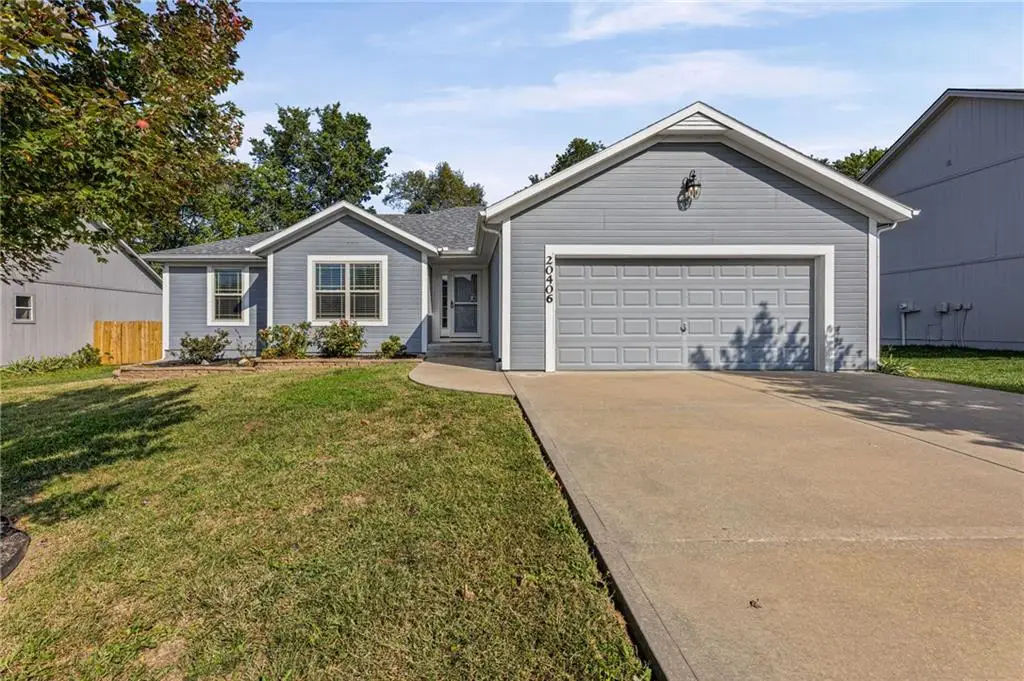 20406 W 220th Terrace, Spring Hill, KS 66083 - #1