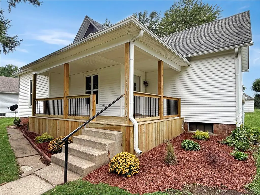 1100 Walnut Street, Higginsville, MO 64037 - #1