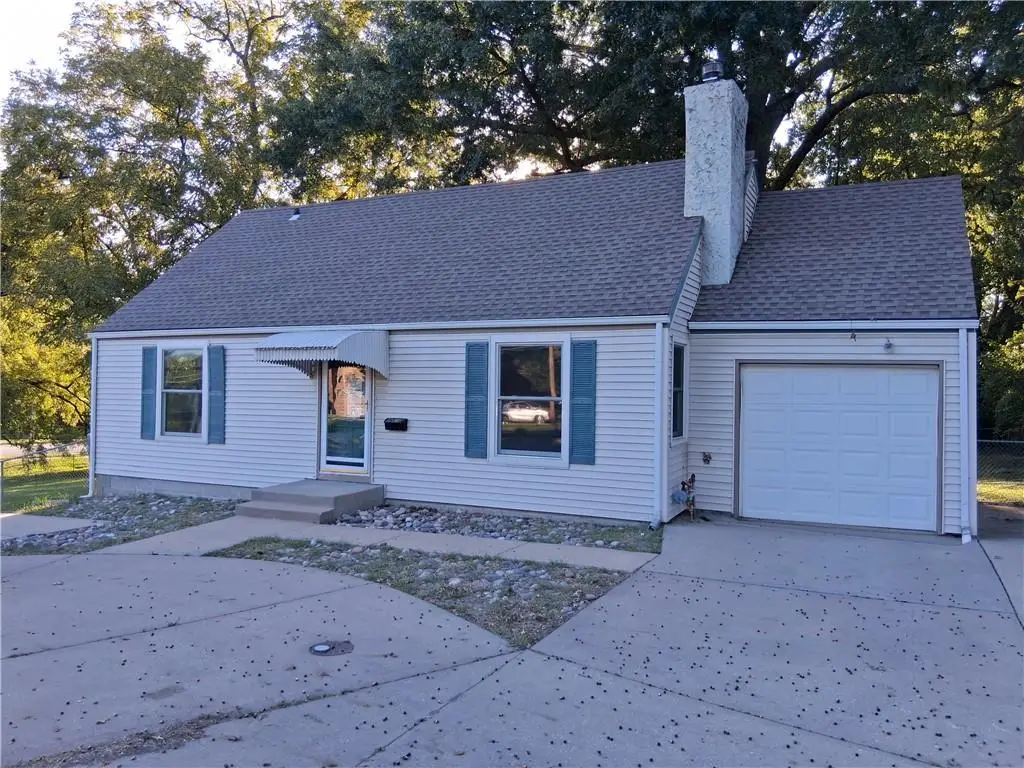 7020 Raytown Road, Raytown, MO 64133 - #1