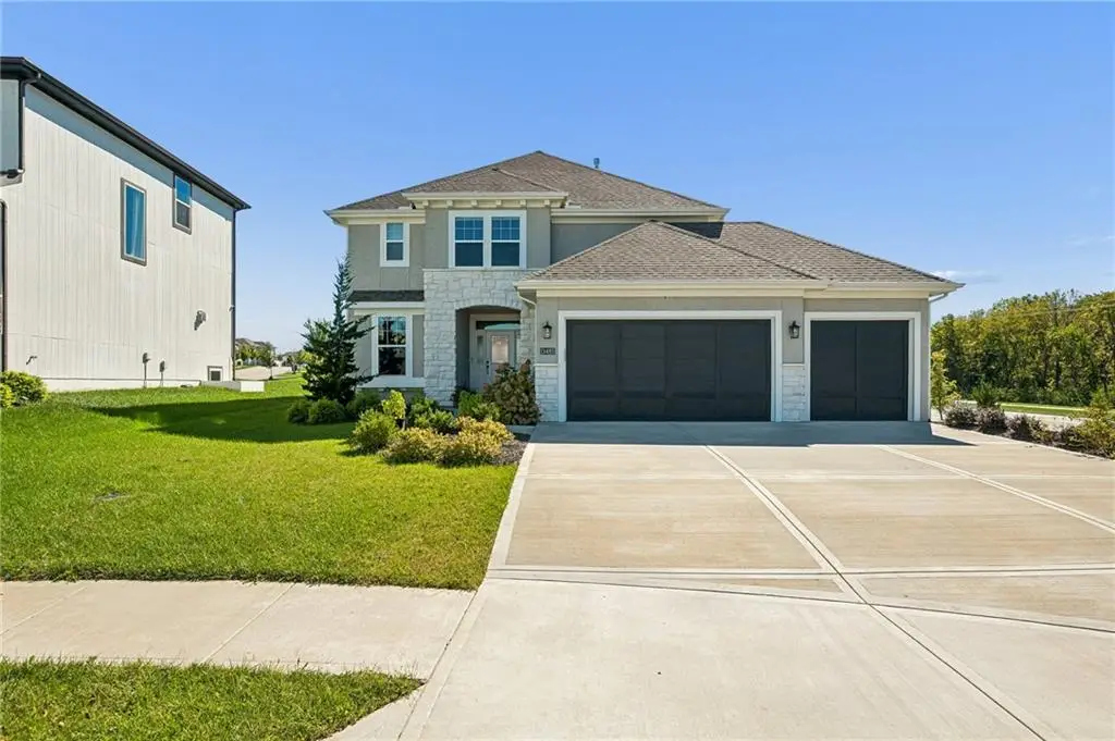13485 W 144th Circle, Olathe, KS 66062 - #1