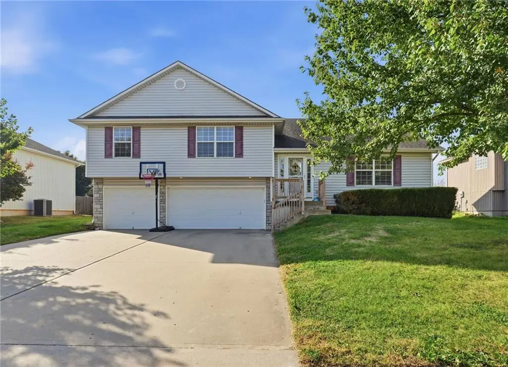 1009 Granada Drive, Raymore, MO 64083 - #1