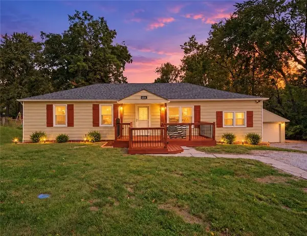 604 NE 74th Terrace, Gladstone, MO 64118