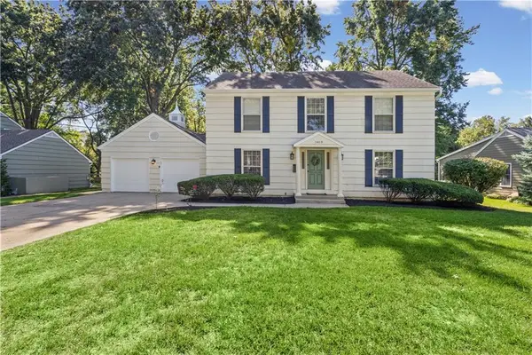 5419 W 100th Terrace, Overland Park, KS 66207