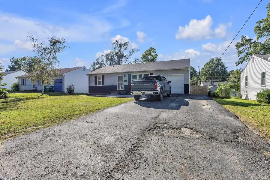 6702 N Charlotte Street, Gladstone, MO 64118 - #3