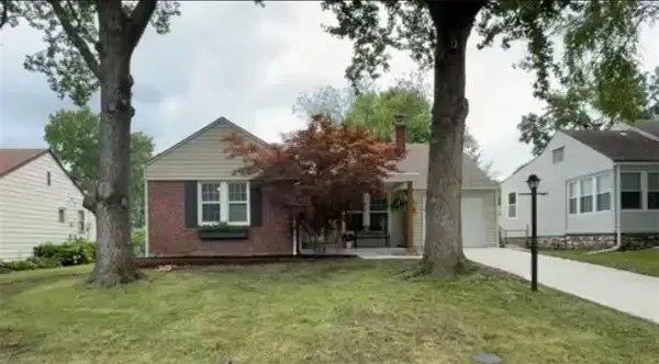 8018 Belleview Avenue, Kansas City, MO 64114