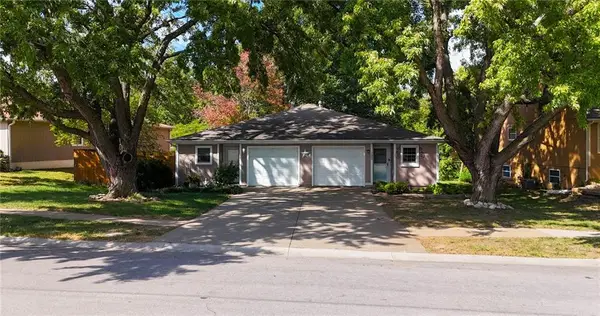1307 N Ridge Parkway, Olathe, KS 66061