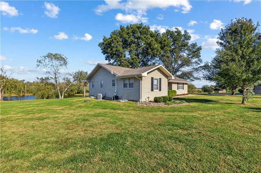 22195 Dunn Drive, Spring Hill, KS 66083 - #3