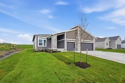 1600 SW 9th Street, Oak Grove, MO 64075 - #2
