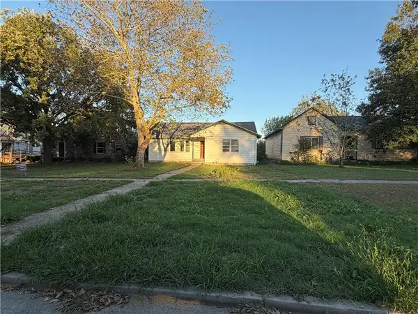 704 N 9th Street, Independence, KS 67301
