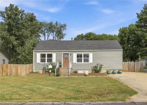 9604 E 69th Street, Raytown, MO 64133