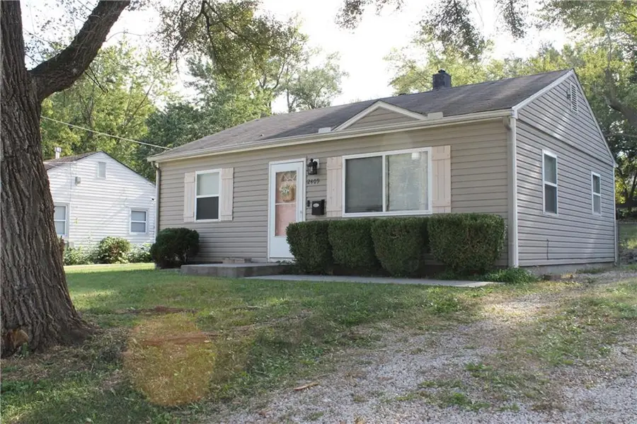 2409 NE Pursell Road, Gladstone, MO 64118 - #3
