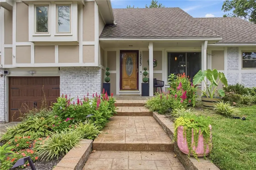 12823 W 82nd Street, Lenexa, KS 66215 - #3