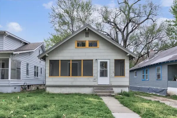 6015 Park Avenue, Kansas City, MO 64130