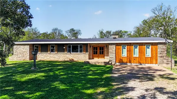 117 Riverview Drive, Oswego, KS 67356