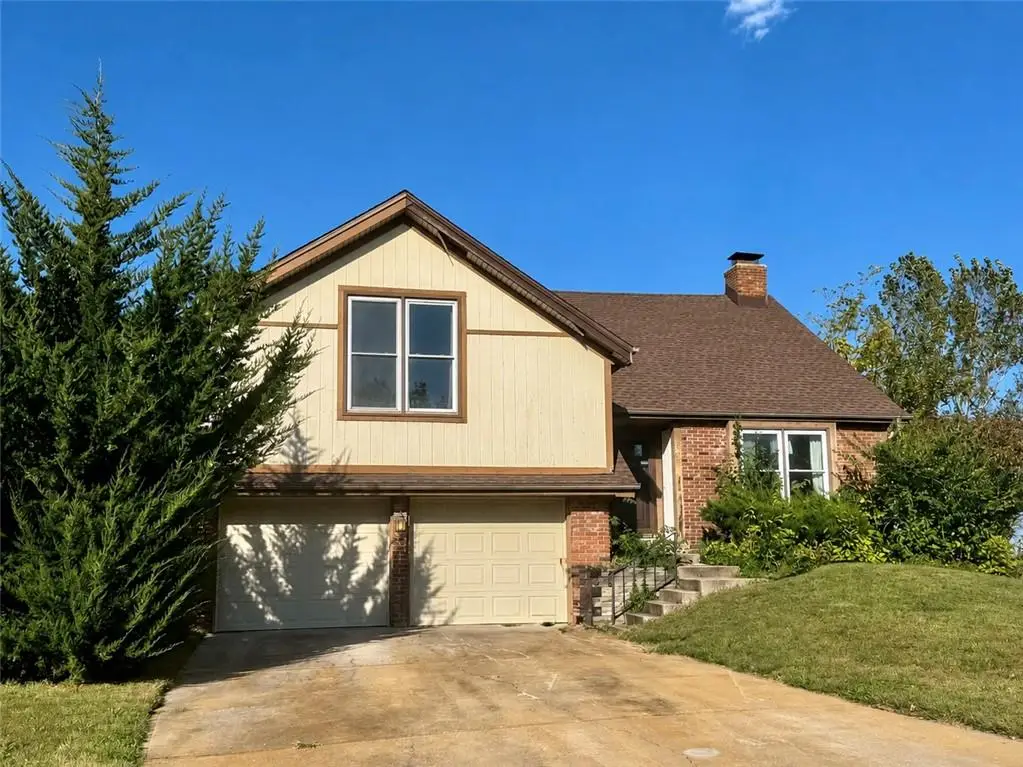 532 N Persimmon Drive, Olathe, KS 66061 - #1