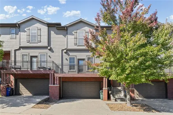 5245 Overland Drive #A17, Lawrence, KS 66049