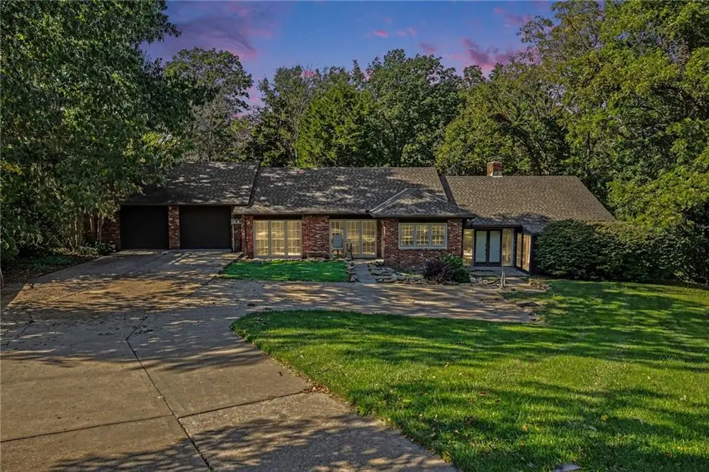 28806 E Beth Court, Grain Valley, MO 64029 - #1