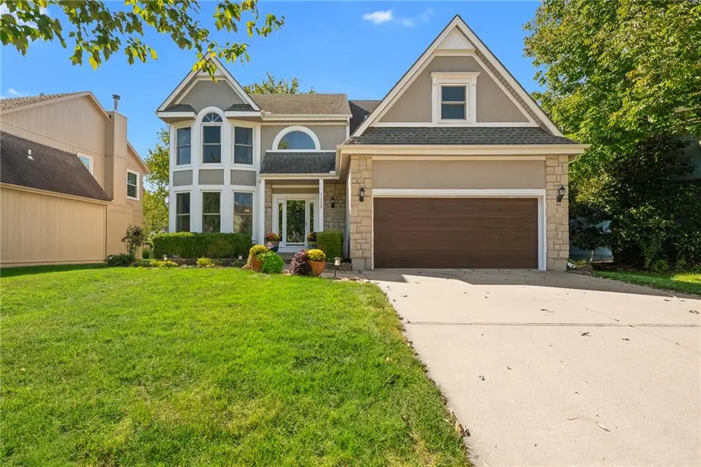 11229 W 117th Street, Overland Park, KS 66210 - #1