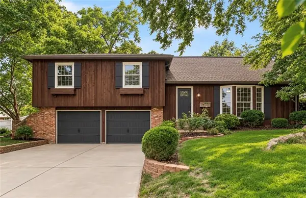 10006 Linden Street, Overland Park, KS 66207
