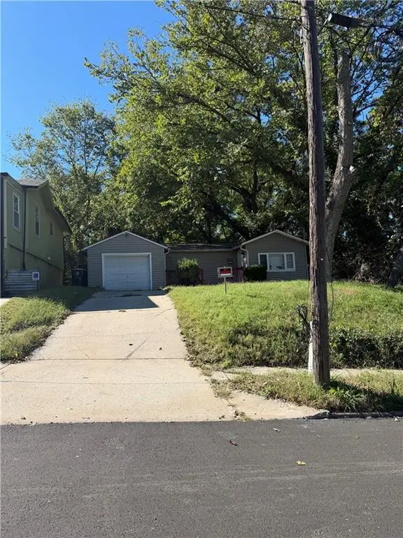 4216 Cypress Avenue, Kansas City, MO 64130