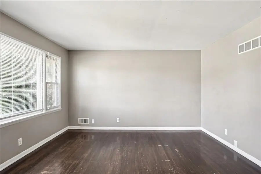 2500 Topping Avenue, Kansas City, MO 64129 - #2