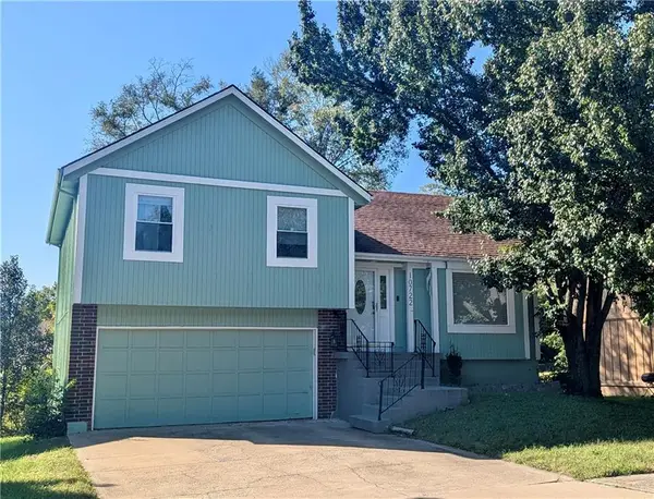 10722 Stark Avenue, Kansas City, MO 64134