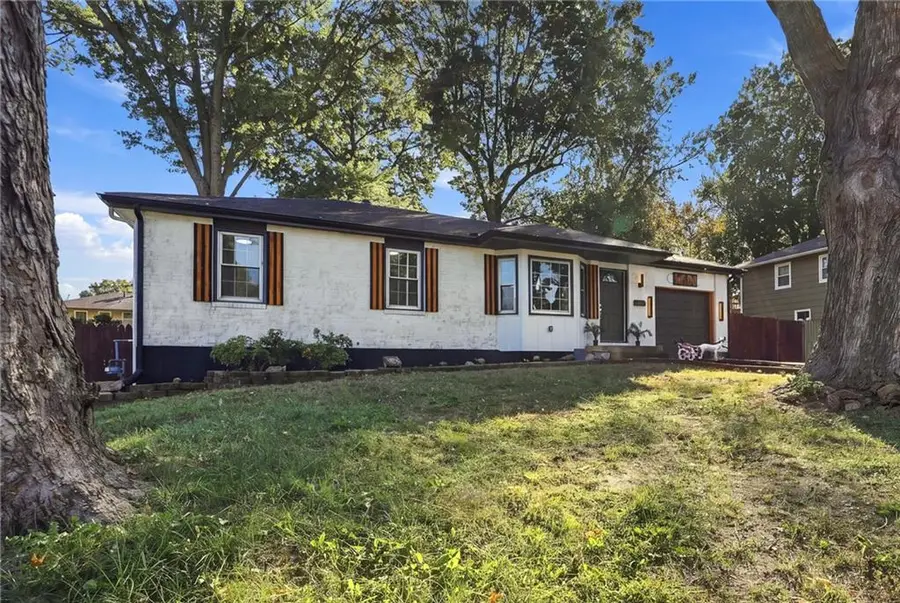 15401 E 36th Street S, Independence, MO 64055 - #3