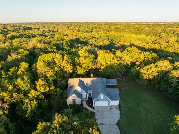 4990 W 178th Terr Terrace, Stilwell, KS 66085