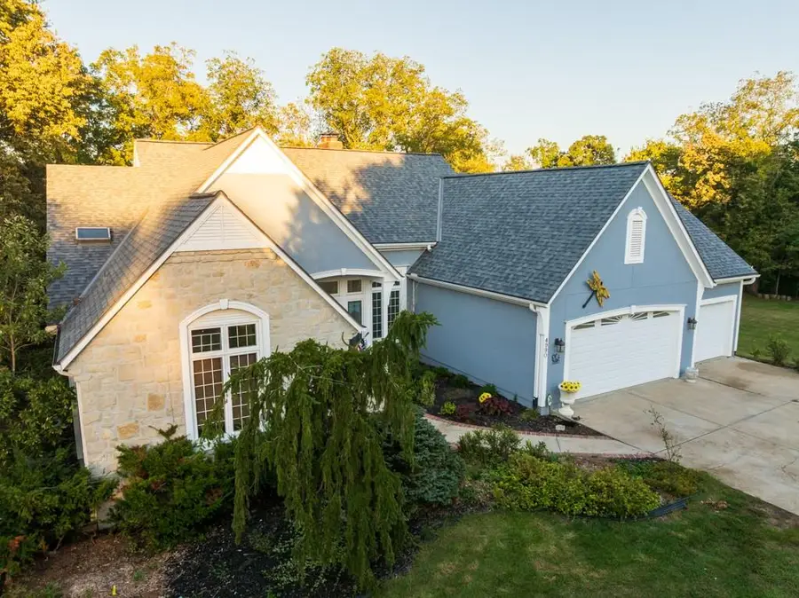 4990 W 178th Terr Terrace, Stilwell, KS 66085 - #3