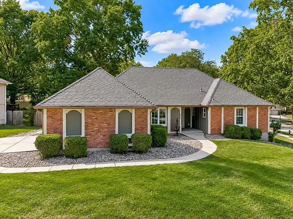 8148 NW Twin Oaks Drive, Kansas City, MO 64151