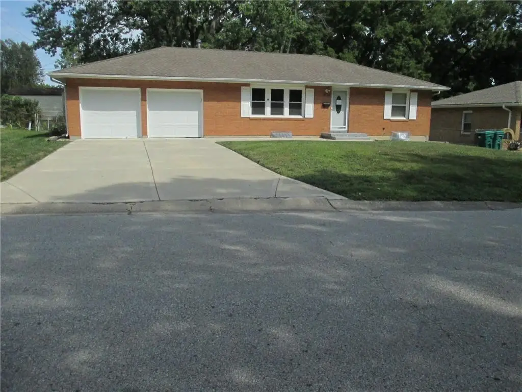 3811 S Delaware Avenue, Independence, MO 64055 - #1