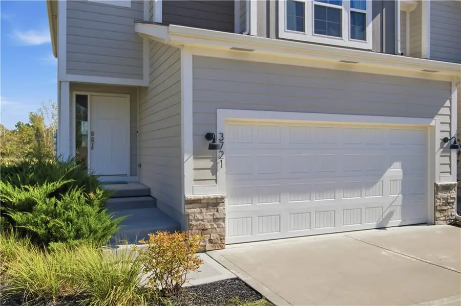 3721 SW Walsh Drive, Lees Summit, MO 64082 - #2