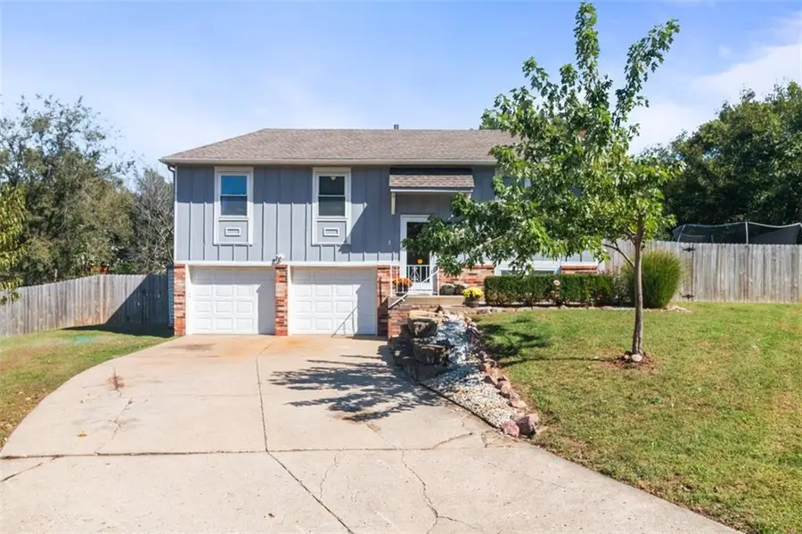1204 Nw Trenton Place, Blue Springs, MO 64015 - #2
