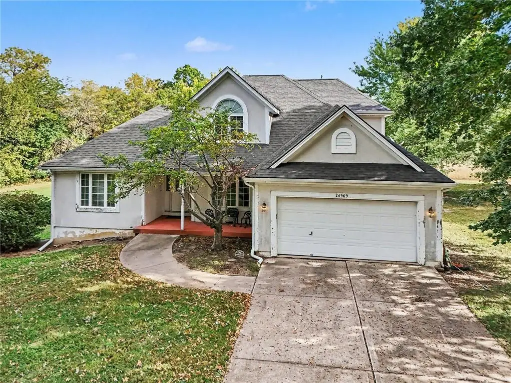 24909 E Blue Mills Road, Independence, MO 64058 - #1