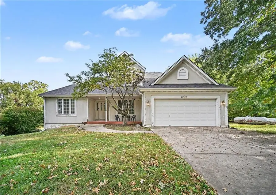 24909 E Blue Mills Road, Independence, MO 64058 - #3