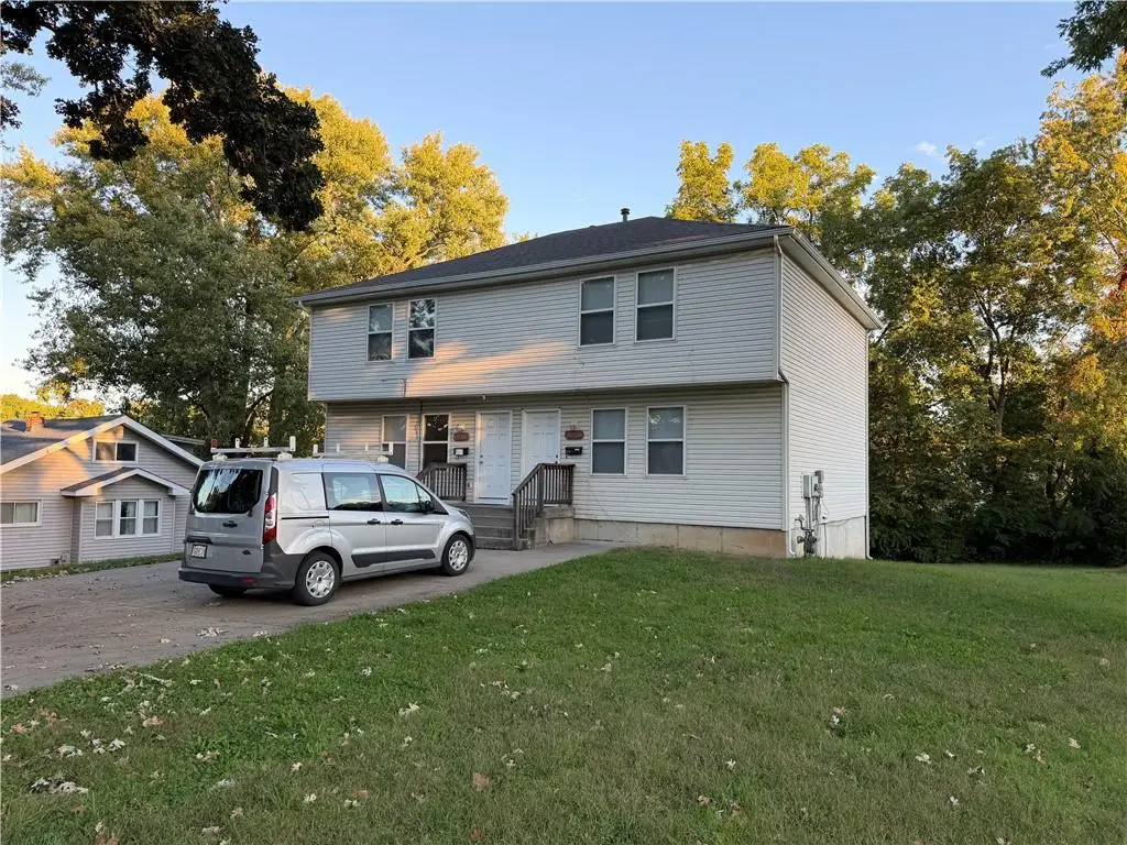 1700 W Walnut Street, Independence, MO 64050 - #1