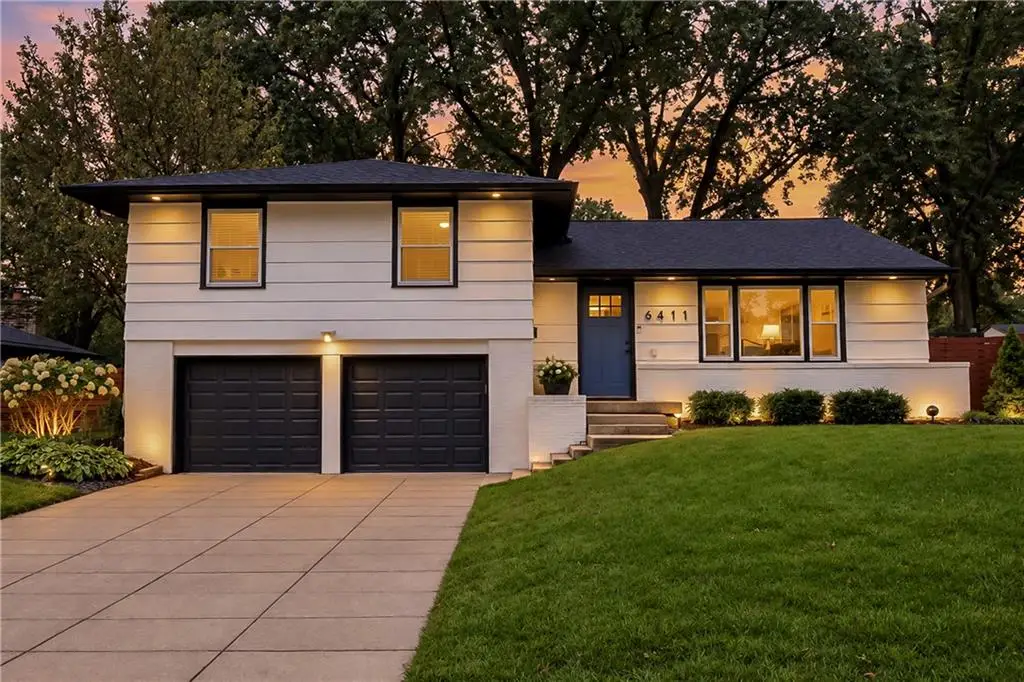 6411 W 77th Street, Prairie Village, KS 66204 - #1