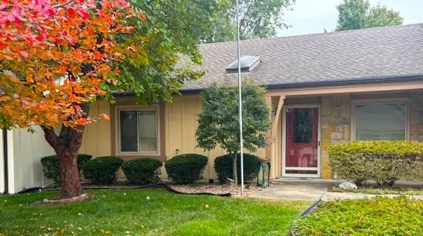 18800 S Lakeside Drive, Belton, MO 64012 - #1