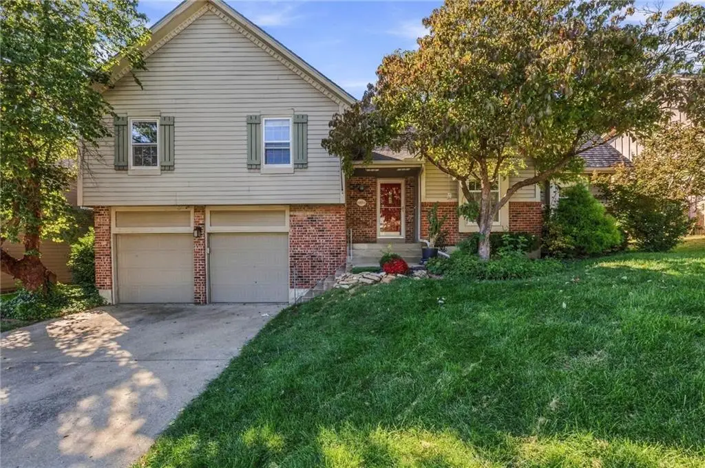 11624 Cody Street, Overland Park, KS 66210 - #1