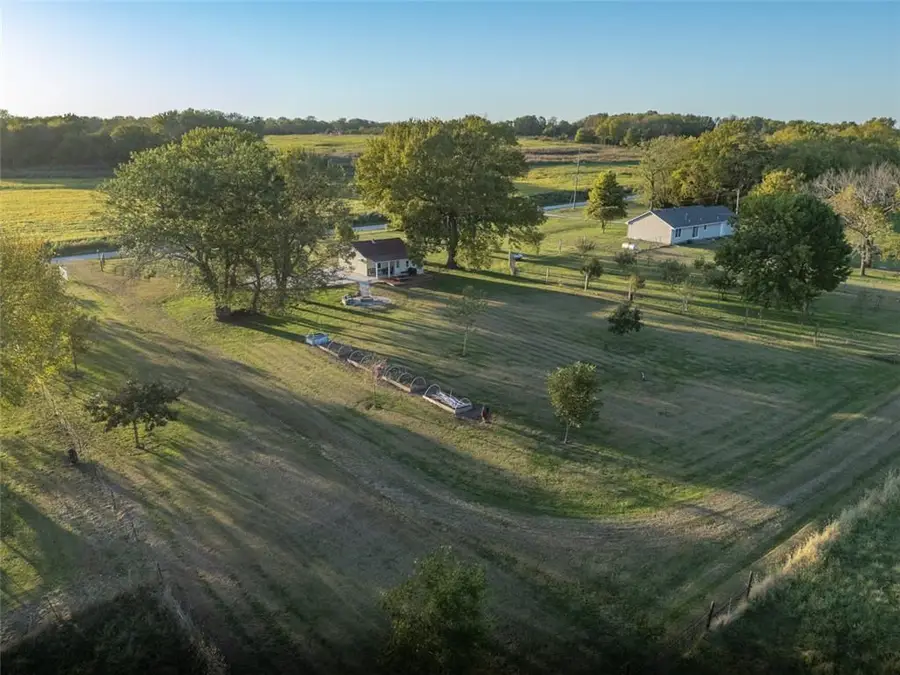 21583 Hadsall Road, Parker, KS 66072 - #3